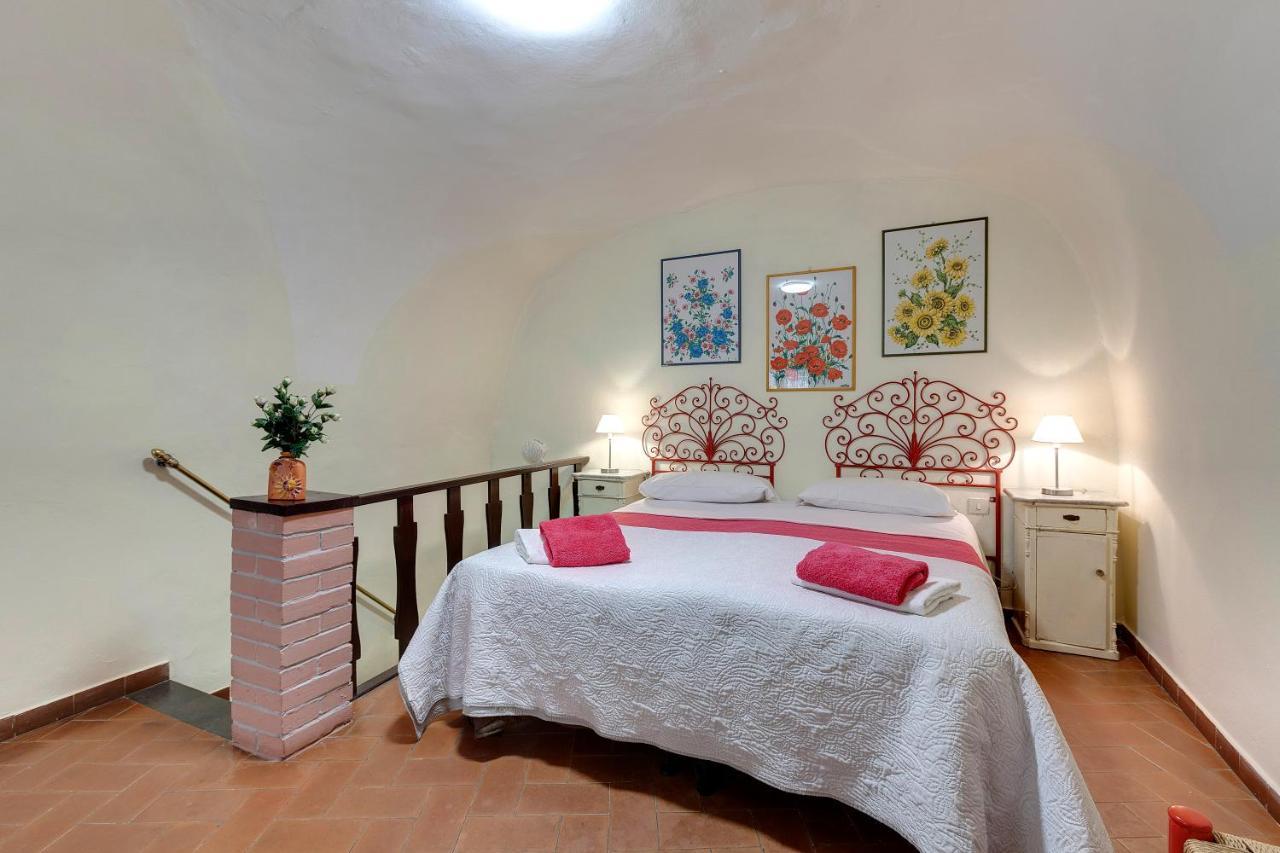 Florentine Style Apartment ฟลอเรนซ์ ภายนอก รูปภาพ